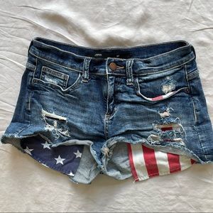 Harper Jean shorts with American flag pocket liners